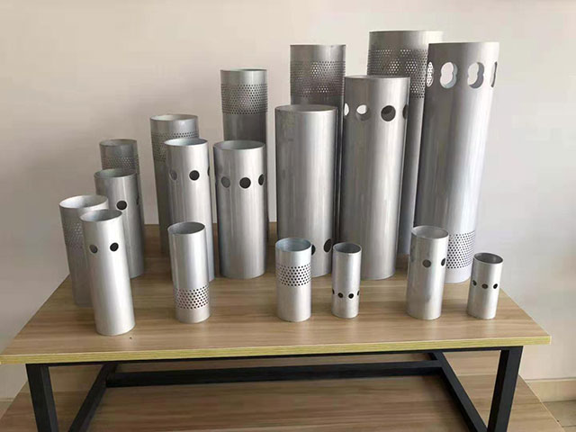 沖孔鋁(lǚ)管廠家(jia)直銷