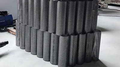 沖孔直(zhi)縫焊管