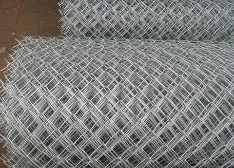 噴塑之後(hòu)的沖孔網(wang)會發生怎(zěn)樣的變化(huà)