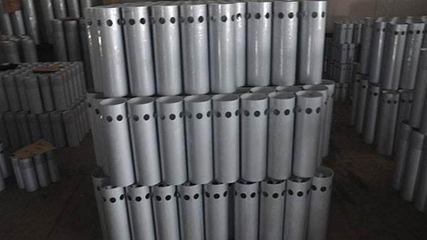 沖孔鋁(lǚ)管