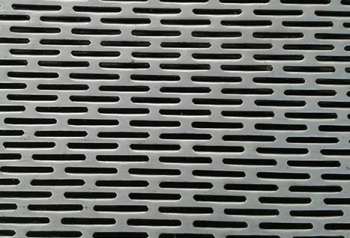 沖孔網網孔(kong)堵塞時要怎(zěn)麽處理