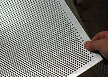 不鏽鋼沖(chòng)孔網的防腐(fǔ)保護